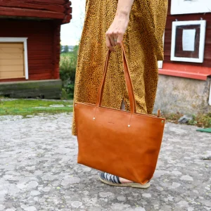 Okays Iina Nahkalaukku | Tote bag | Tan