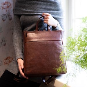 Okay's kotimainen Johanna Nahkainen Reppu