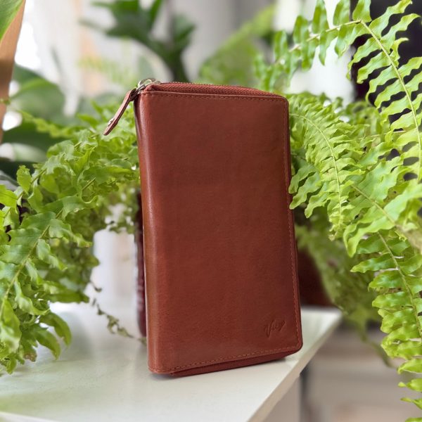 Virgo iso nahkalompakko RFID-safe ympärisuljettavalla vetoketjulla