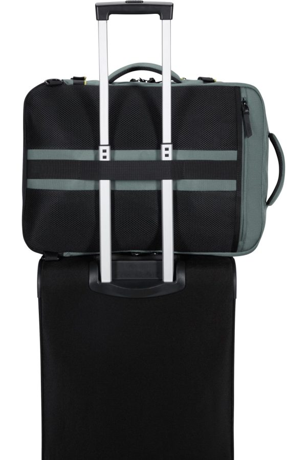 American Tourister Matkareppu 55cm / take2cabin / Dark Forest - Image 7