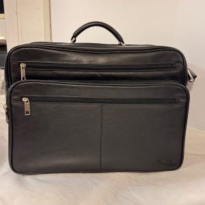 nahkasalkku tarjouksessa