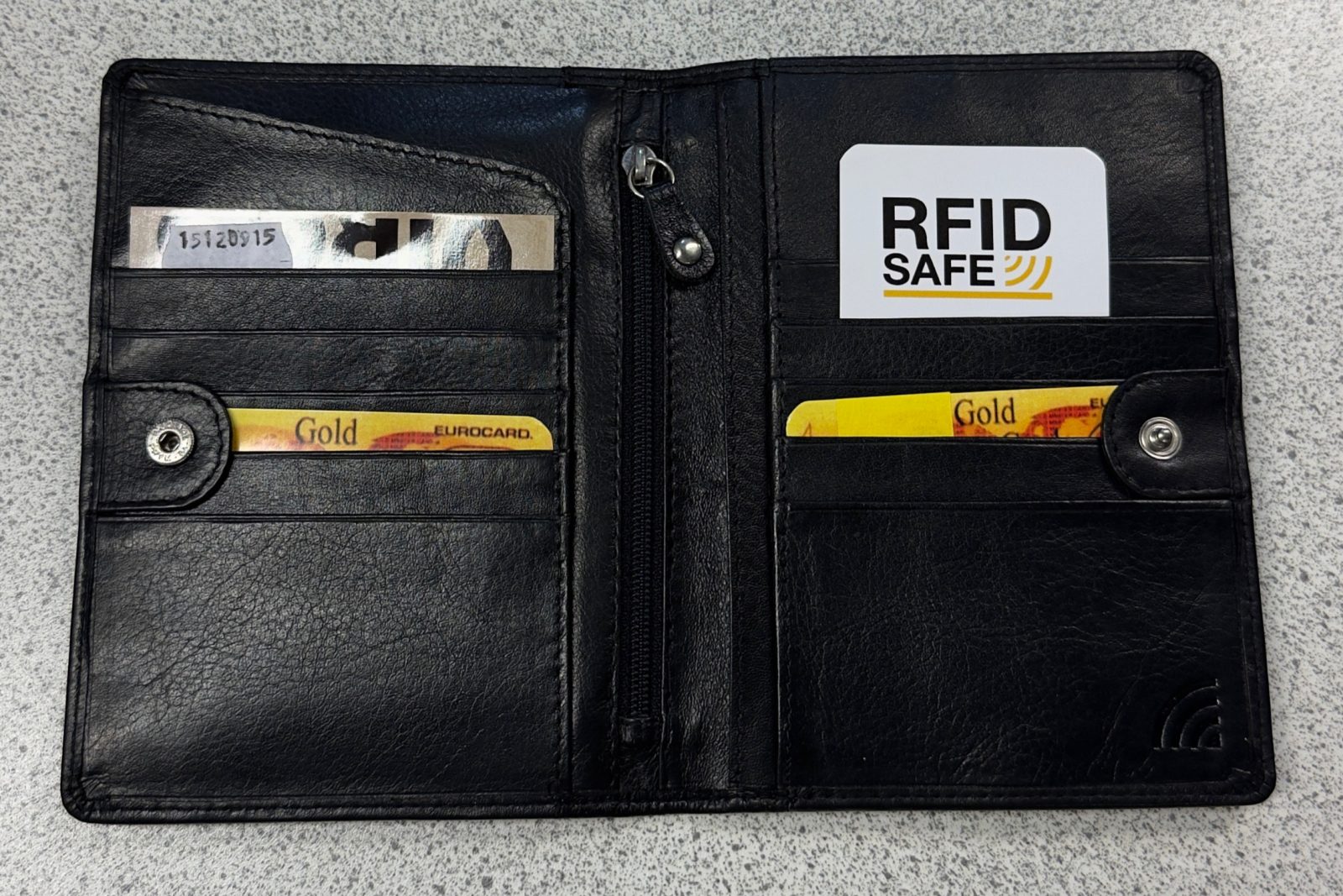 Virgo Passilompakko RFID-suojattu, musta 1620 - Image 3