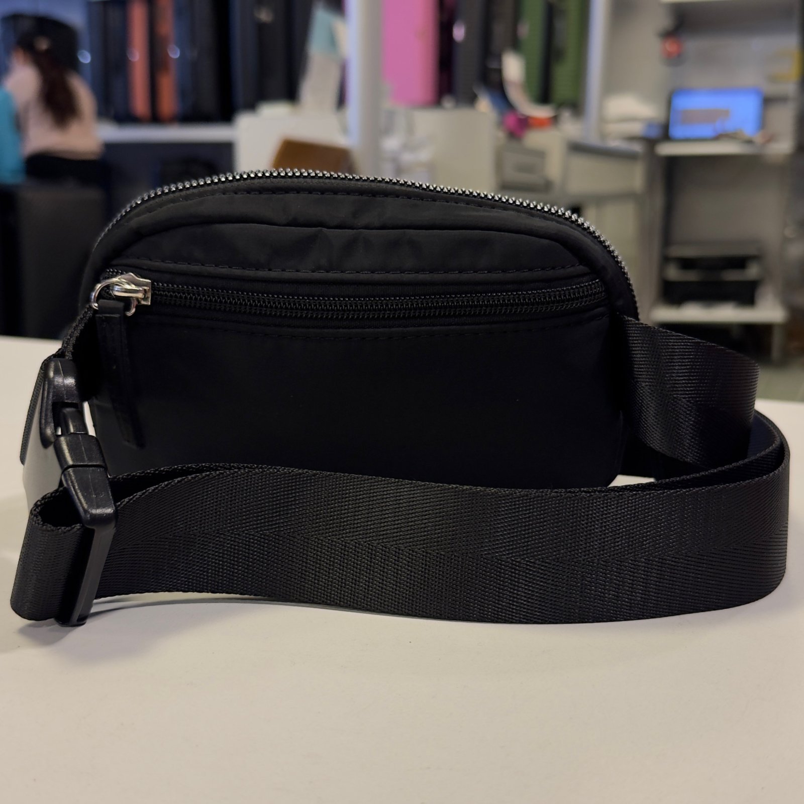 Pigeon vyölaukku, musta - Image 2