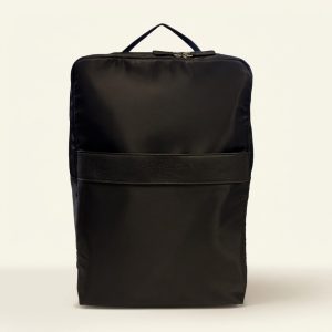 Pigeon Finn reppu 40x30x15cm, musta